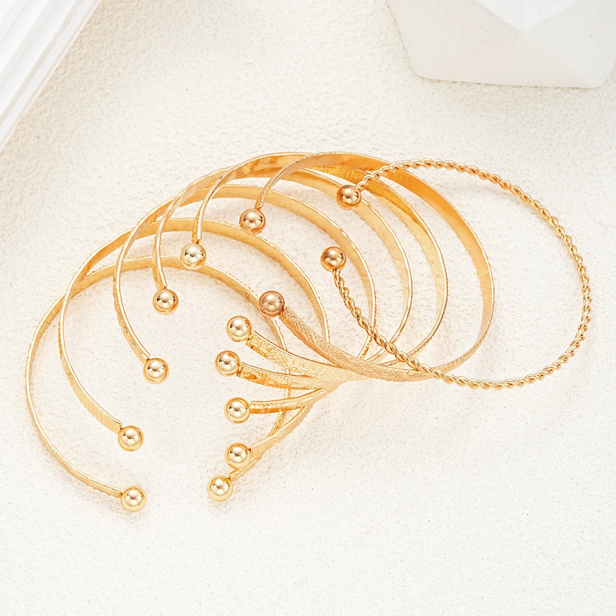 Set of 7 bracelets
