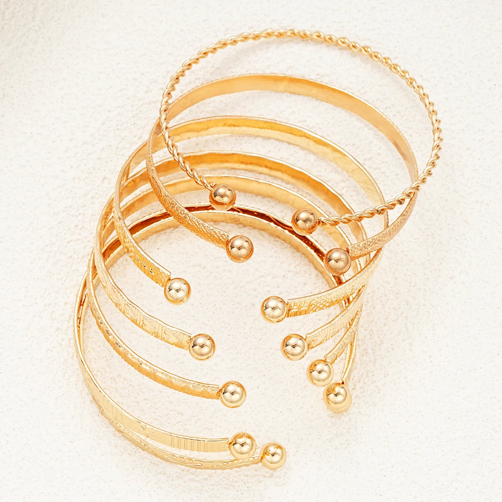 Set of 7 bracelets