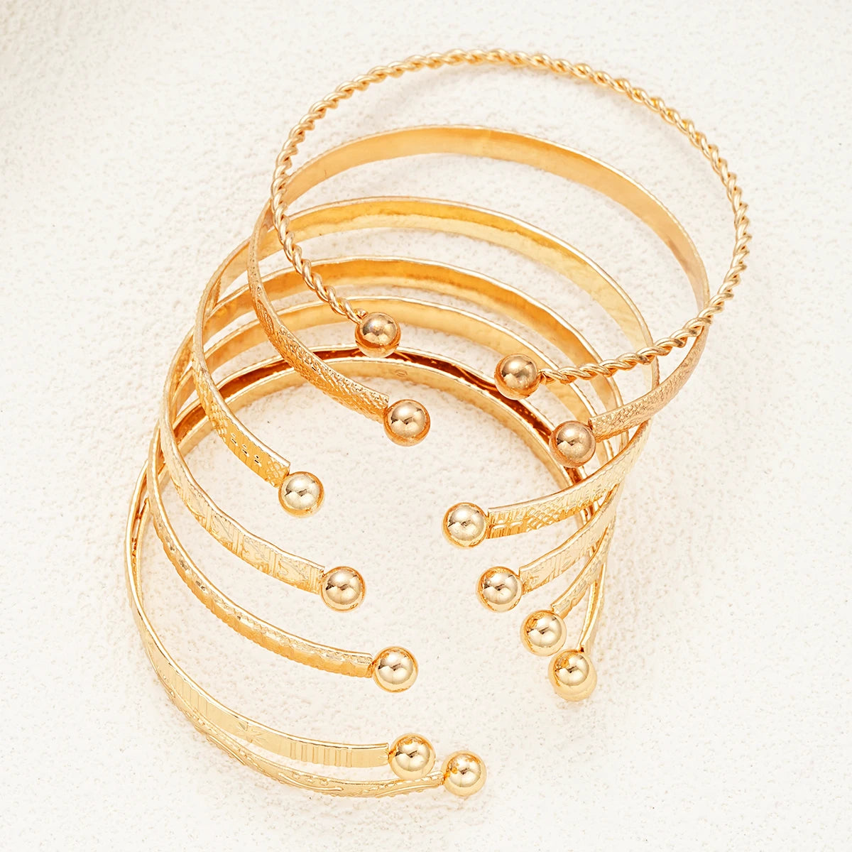 Set of 7 bracelets